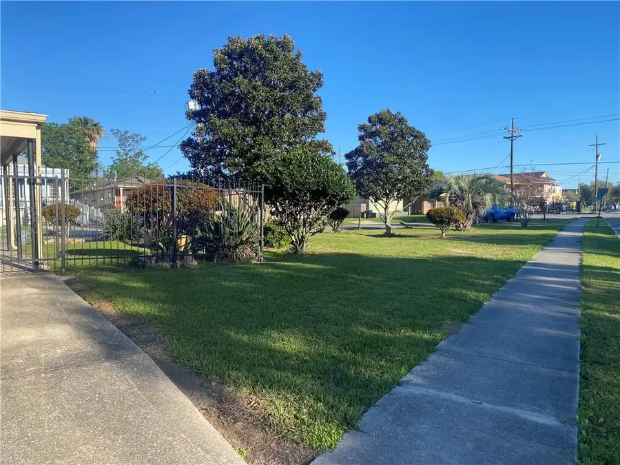 4215 Saint Bernard Avenue, New Orleans, LA 70122 - #2