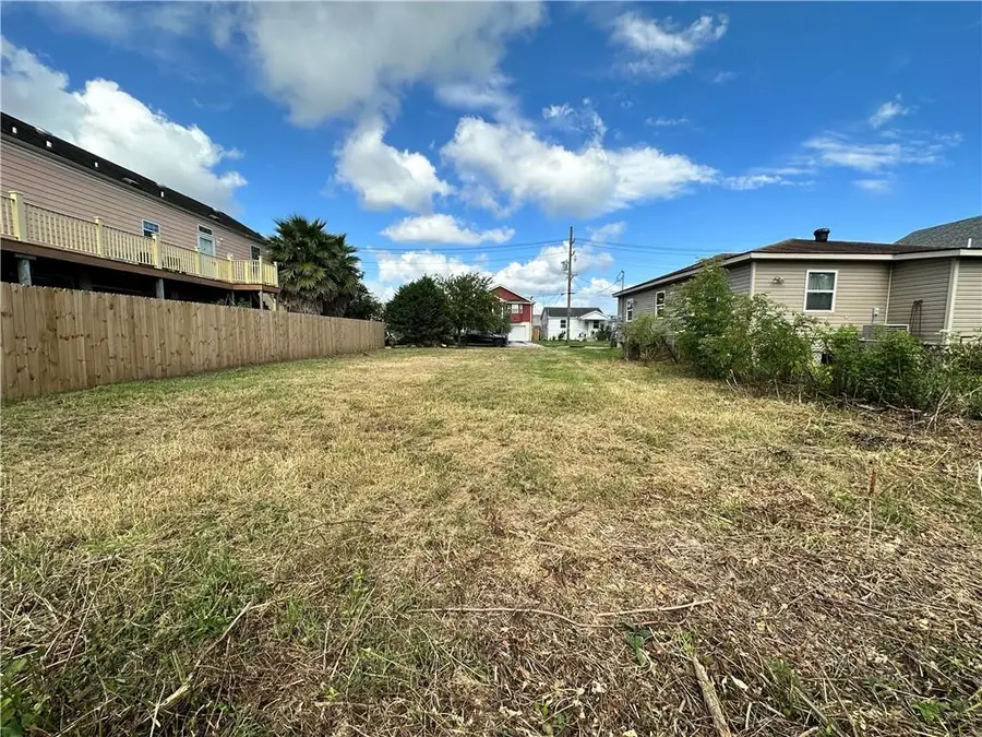 6017 Warrington Drive, New Orleans, LA 70122 - #2