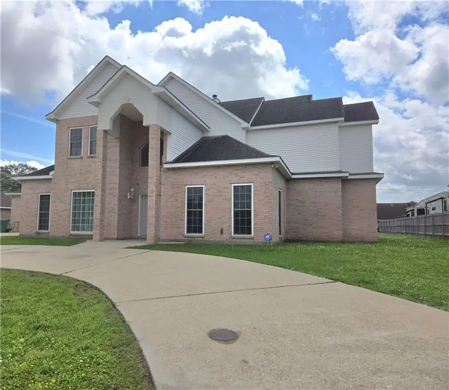 2720 Cedarlawn Drive, Marrero, LA 70072 - #2