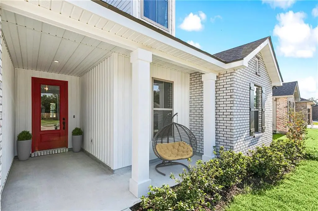 933 Laurel Oaks Drive, Waggaman, LA 70094 - #1