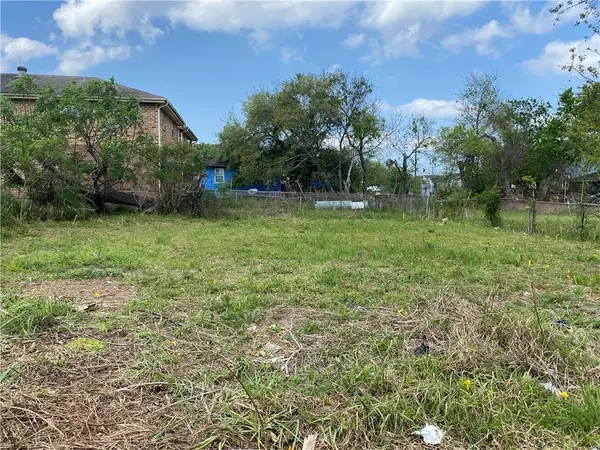 2013 N Miro Street, New Orleans, LA 70117