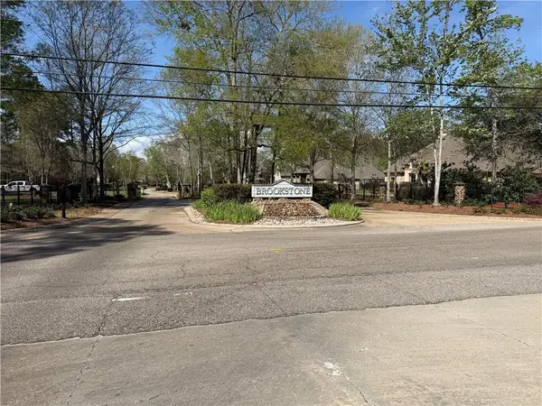 211 S Tallowwood Drive, Covington, LA 70433