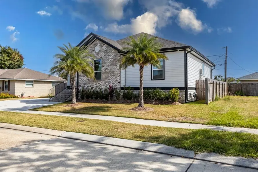 2013 Congressman Hebert Drive, Chalmette, LA 70043 - #3