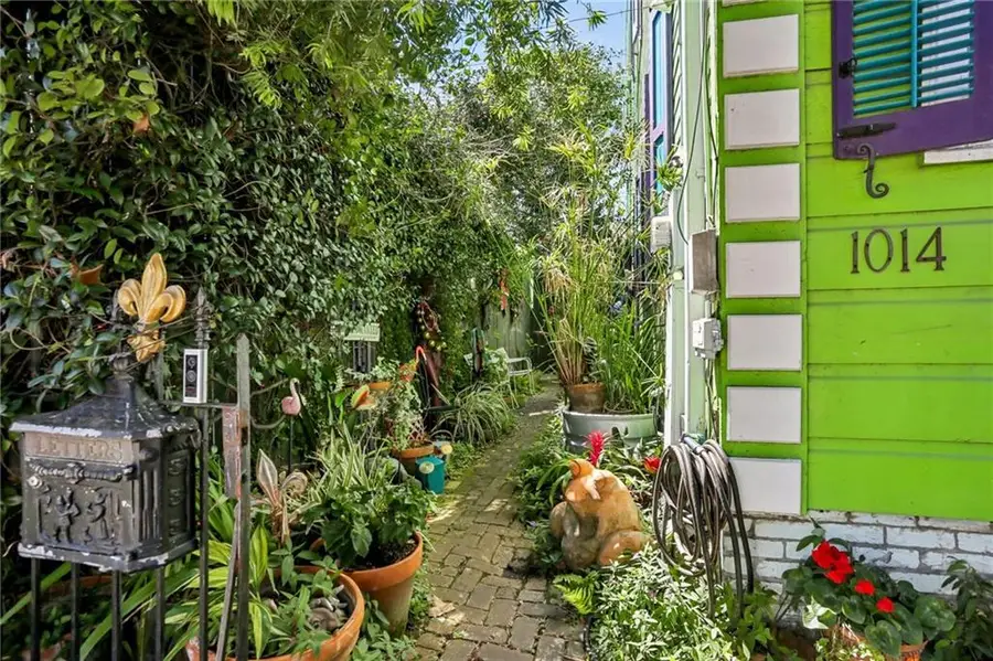 1014 First Street, New Orleans, LA 70130 - #2