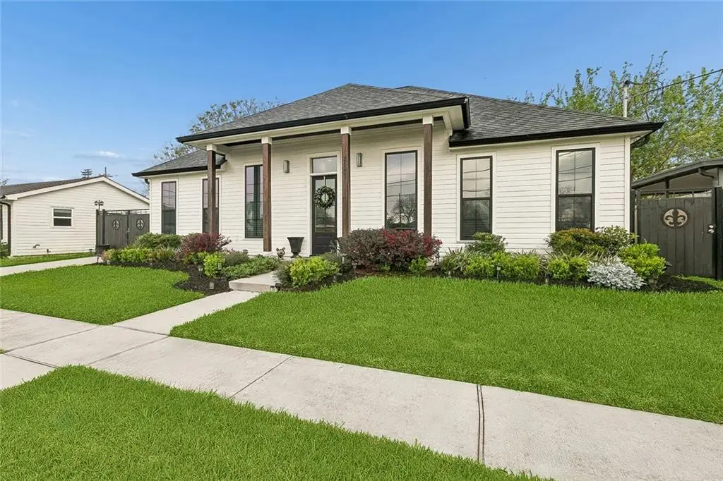 2500 Pecan Drive, Chalmette, LA 70043 - #1