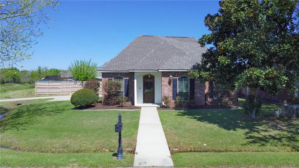 40414 Fox Run Drive, Gonzales, LA 70737 - #1