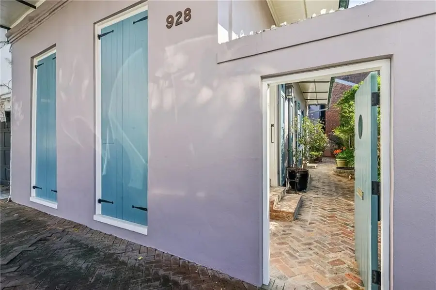 928 Governor Nicholls Street, New Orleans, LA 70116 - #2