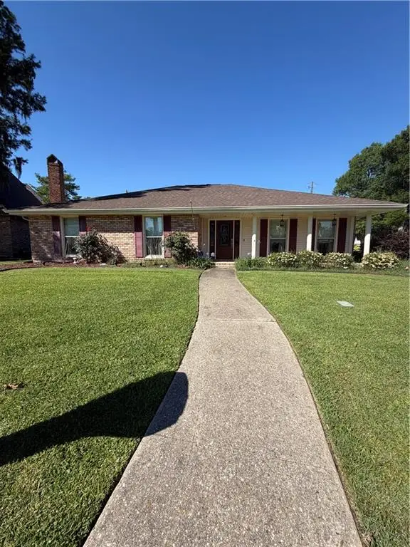 10 Voison Drive, Destrehan, LA 70047