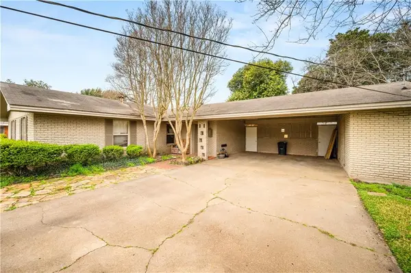 712 Highpoint Circle, Alexandria, LA 71303