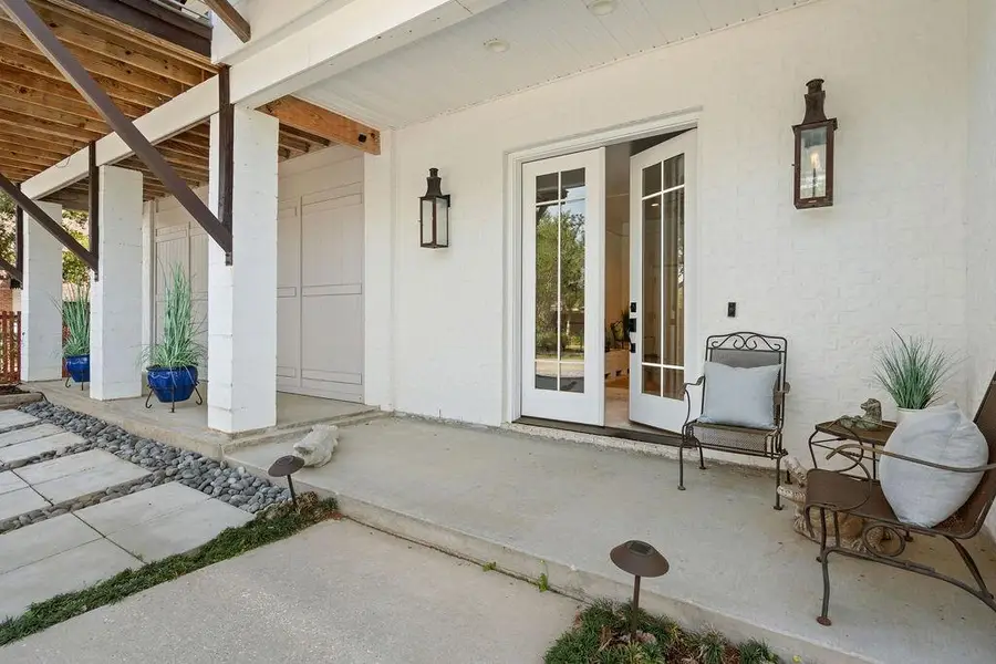 1005 Main Street, Madisonville, LA 70447 - #2