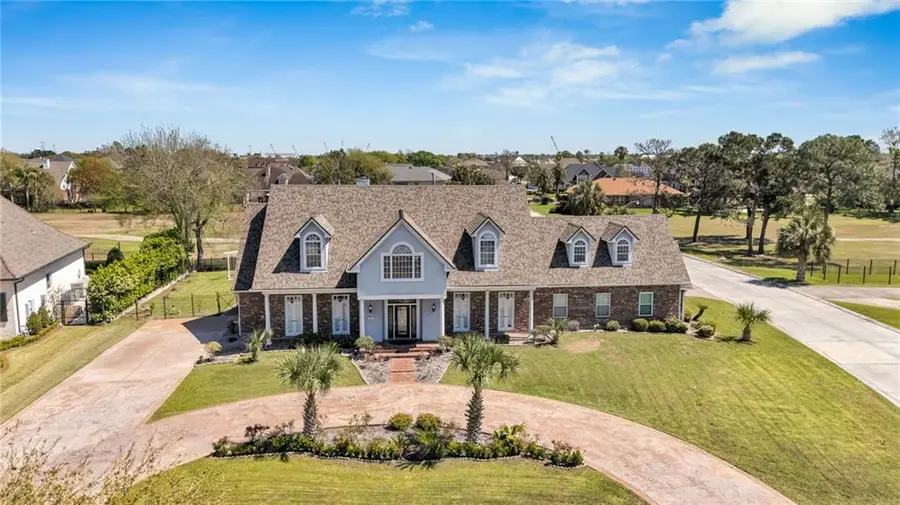 3633 Lake Michel Court, Gretna, LA 70056 - #3