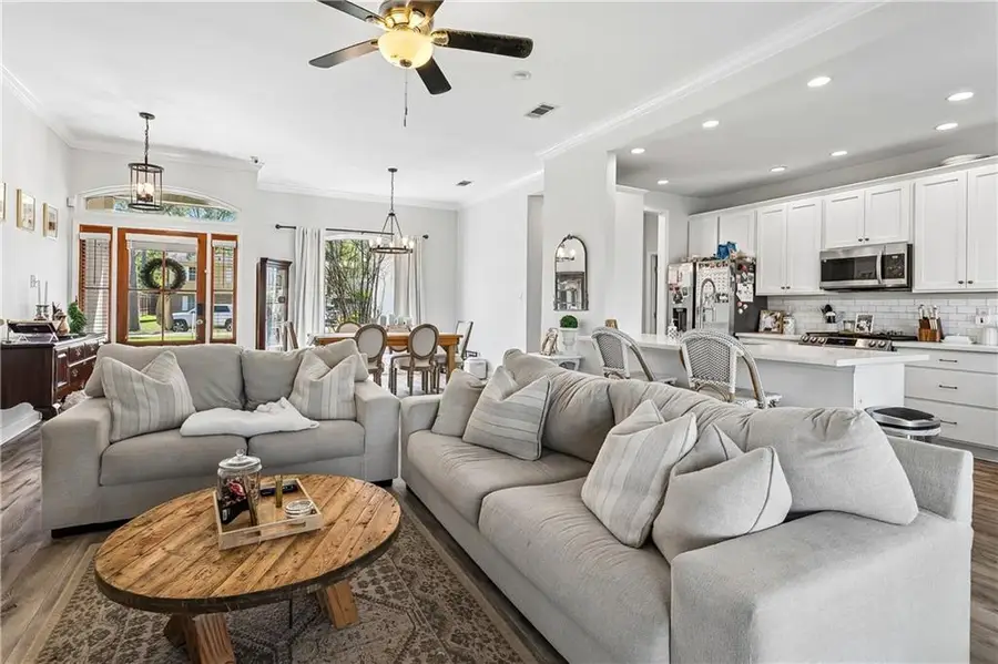 221 Chestnut Street, Mandeville, LA 70471 - #3