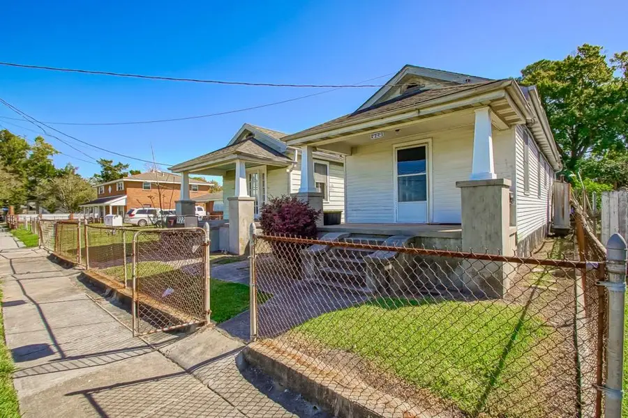 922 Jefferson Street, Gretna, LA 70053 - #2