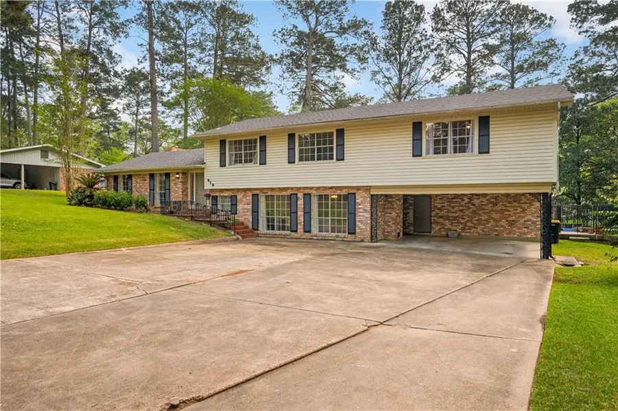 219 Iris Park Drive, Pineville, LA 71360 - #2