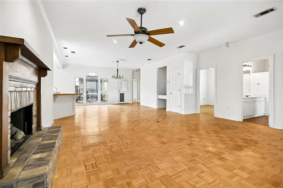 2442 Brentwood Drive, Baton Rouge, LA 70809 - #3