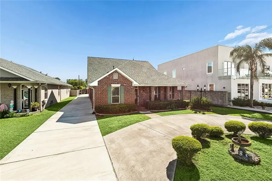 8108 Harris Avenue, Harahan, LA 70123 - #2