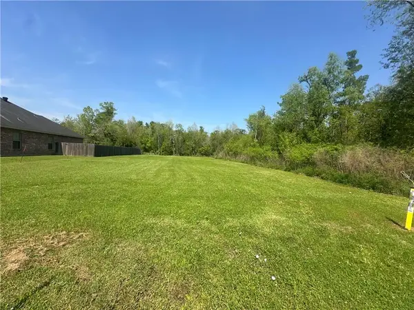 629 Desoto Drive, La Place, LA 70068