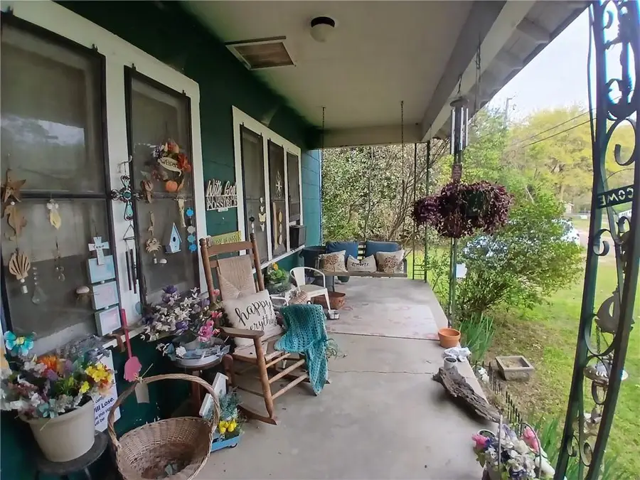 1241 W 9th Street, Bogalusa, LA 70427 - #2