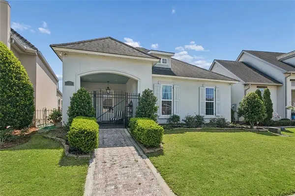 725 S Corniche Du Lac Street, Covington, LA 70433