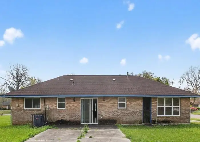 6127 Glen Oaks Drive, Baton Rouge, LA 70811 - #1