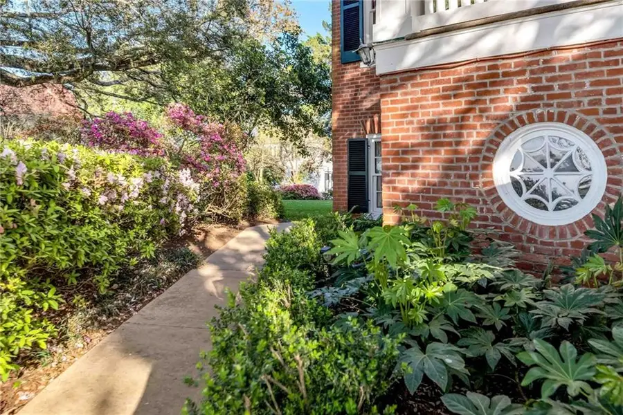 305 S Broadway Street, Natchez, MS 39120 - #3