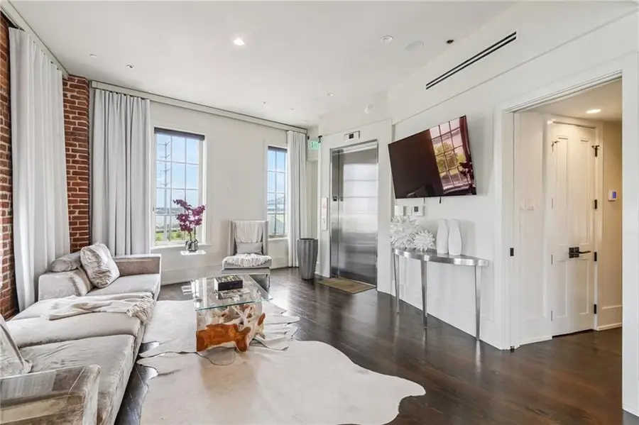 208 Bienville Street #5, New Orleans, LA 70130 - #3