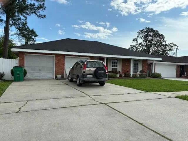 2107 N Friendship Drive, Harvey, LA 70058 - #1