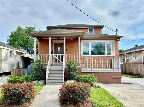 726 Pontalba Street, New Orleans, LA 70124