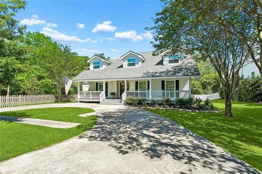 335 Lafayette Street, Mandeville, LA 70448 - #3