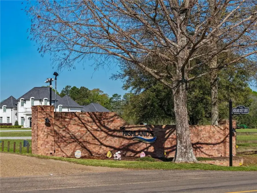 210 Highland Crest Drive, Covington, LA 70435 - #3