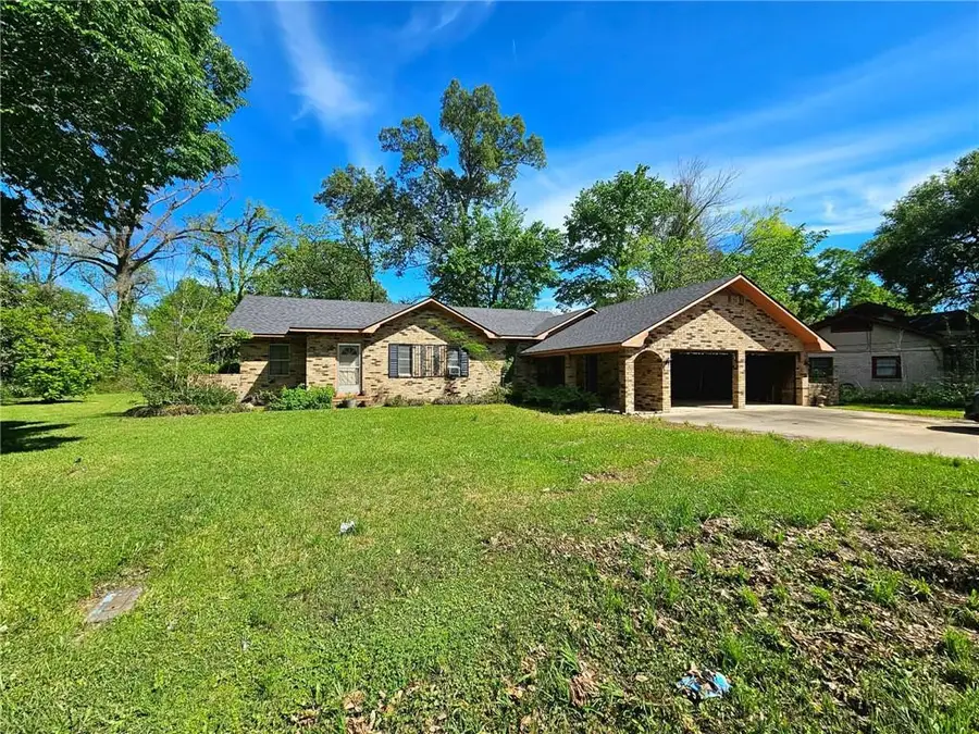 622 N Preston Street, Marksville, LA 71351 - #2