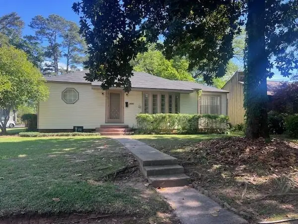 2505 Avenue C, Alexandria, LA 71301