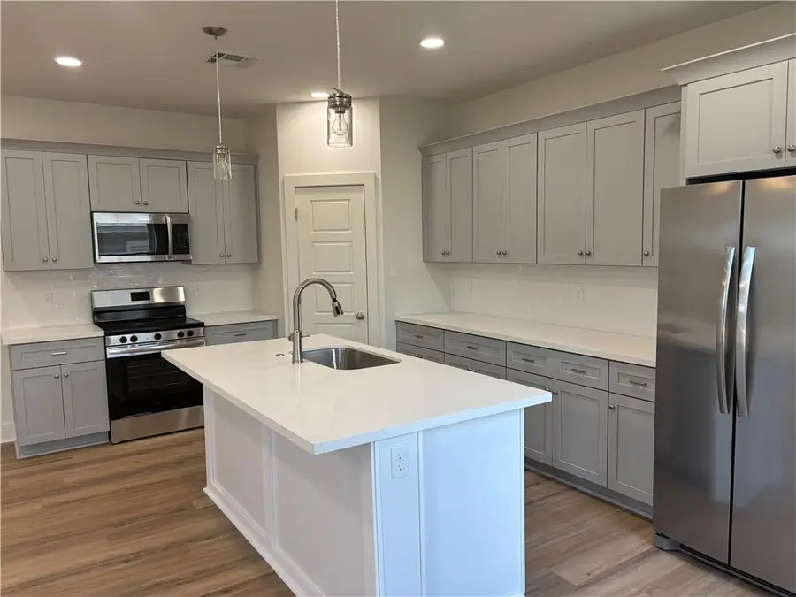 2019 Huey P. Long Avenue, Gretna, LA 70053 - #3