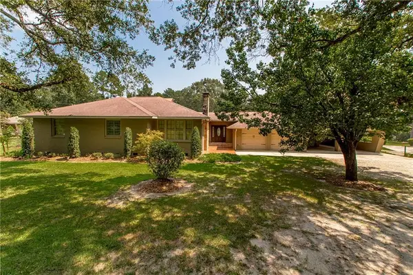 1601 Sunset Drive, Bogalusa, LA 70427