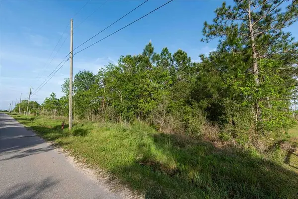 11240 E Bayou View Drive, Bay St Louis, MS 39520