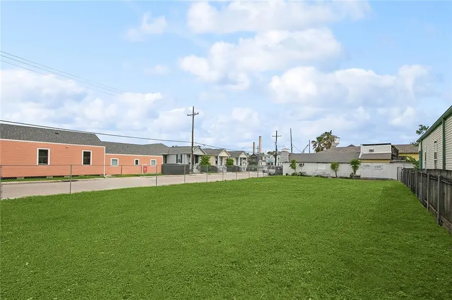 8539 Green Street, New Orleans, LA 70118 - #2