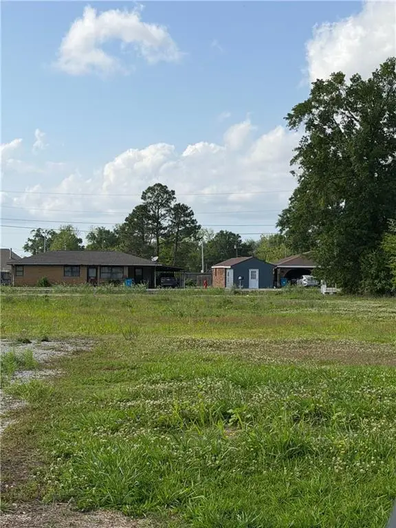 144 St. Charles Place Street, Hahnville, LA 70057 - #2