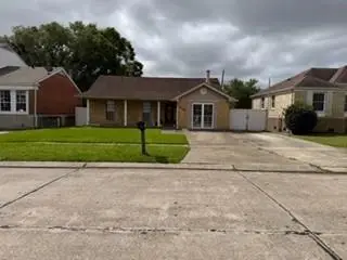 2259 N Friendship Drive, Harvey, LA 70058