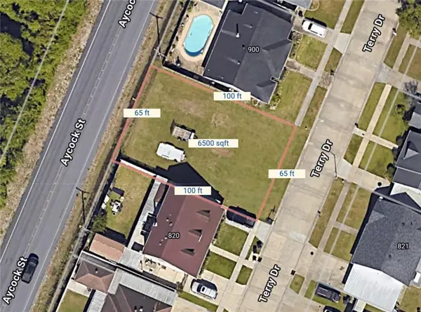 824 Terry Drive, Arabi, LA 70032