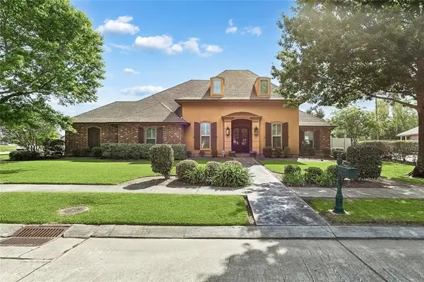 207 Lac Verret Drive, Luling, LA 70070