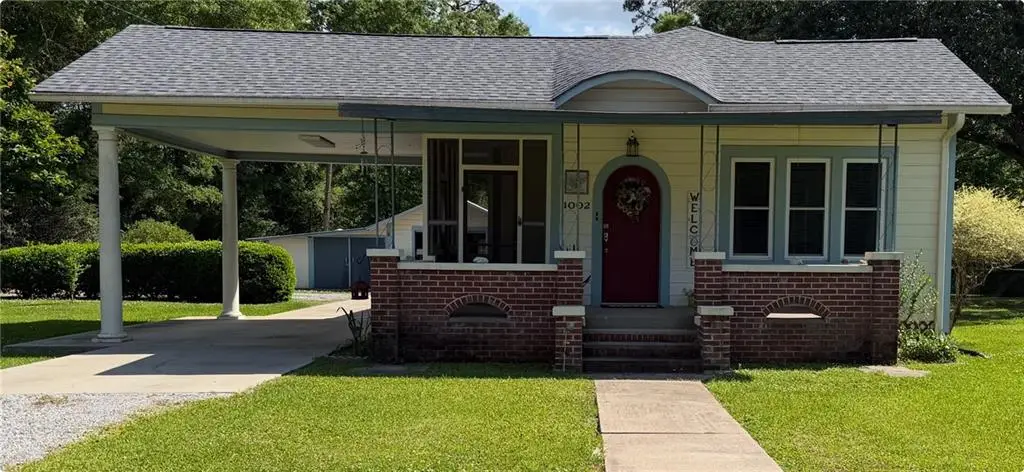 1002 Superior Avenue, Bogalusa, LA 70427 - #1