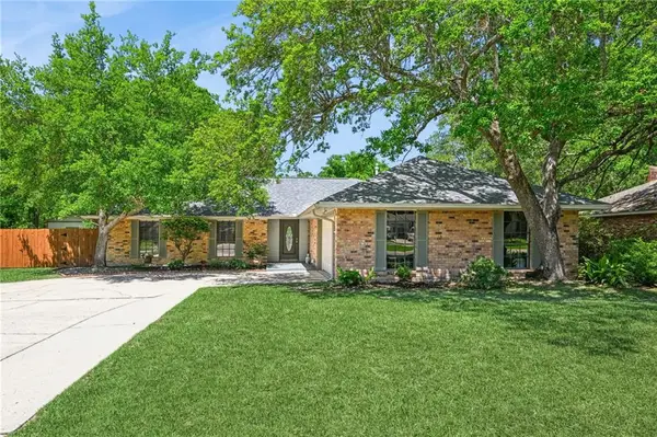 106 S Buckingham Drive, Slidell, LA 70461