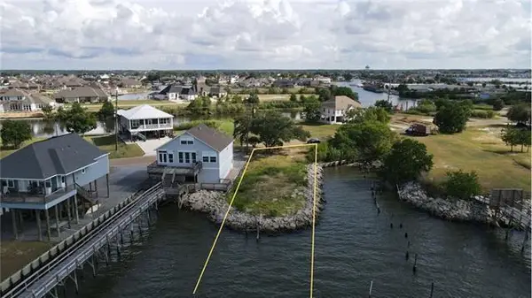 297 Lakeview Dr Drive, Slidell, LA 70458