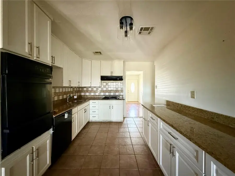 621 Fairlawn Drive, Terrytown, LA 70056 - #3