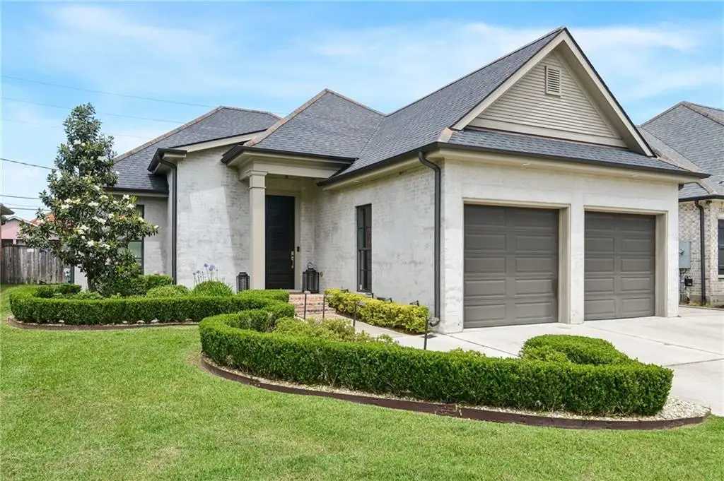 237 Oak Dale Drive, Gretna, LA 70056 - #1