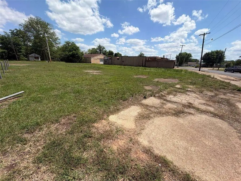 2701 Lee Street, Alexandria, LA 71301 - #1