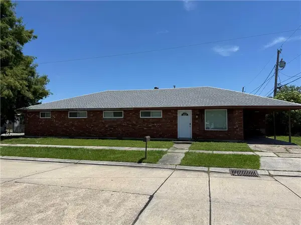 400 E Liberaux & Laplace Street, Chalmette, LA 70043