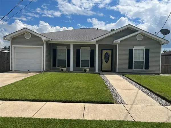 225 Acadia Drive, Waggaman, LA 70094