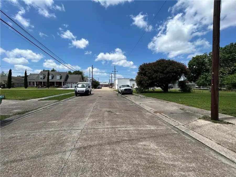 1005-07 Solon Street, Gretna, LA 70053 - #2