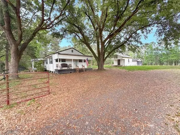 6949 Highway 8, Leesville, LA 71446